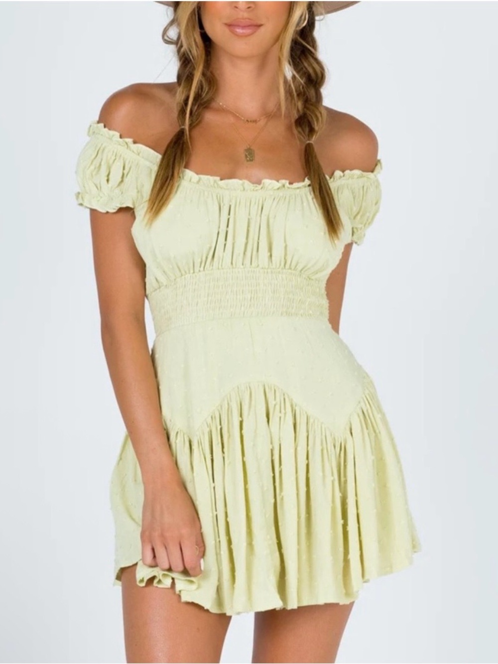 Princess Polly Sage Green Ruffled Smocked Dress 💚🍀